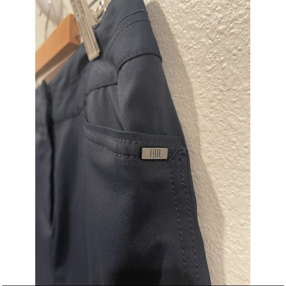 TAIL Activewear Classic Navy Blue Mini Skirt - Picture 5 of 6